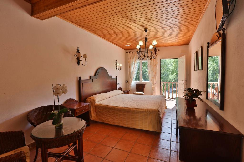 Hotel Rural Noguera De La Sierpe أرويو فريو المظهر الخارجي الصورة